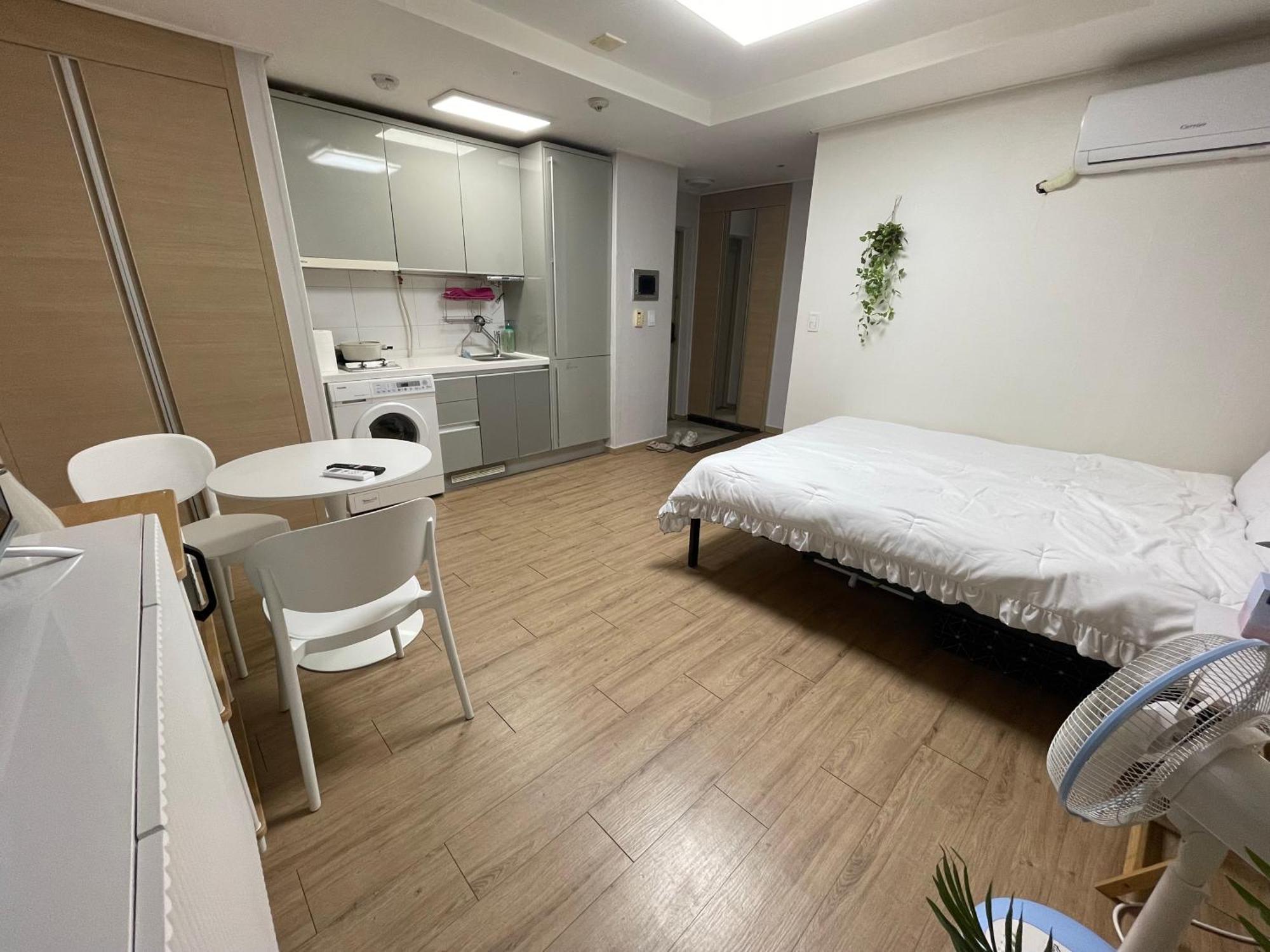 Gangnam House#good Price#luxury#confort#best Location Apartment Seoul